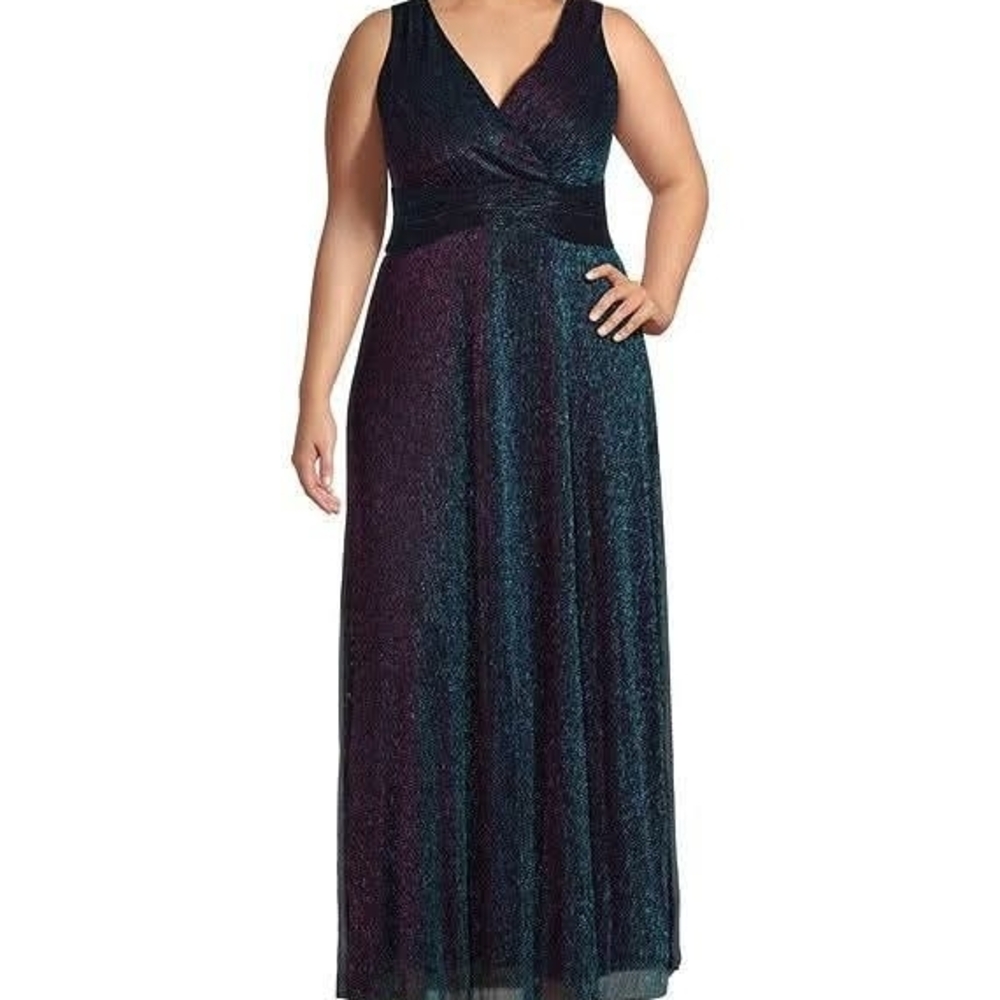 R&M Richards Black and Blue Sleeveless Gown